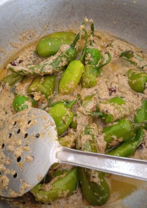 A picture of Hyderabadi Mircho ka salan.