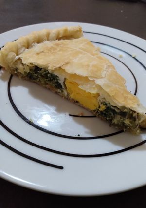 Una foto de Tarta de hojas variadas
