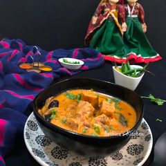 A picture of Gatte Ki Sabzi.