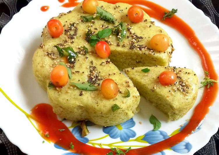 Moong dal dhokla