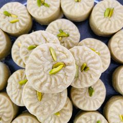 A picture of Pistachio Peda.