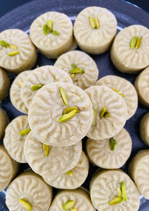 A picture of Pistachio Peda.