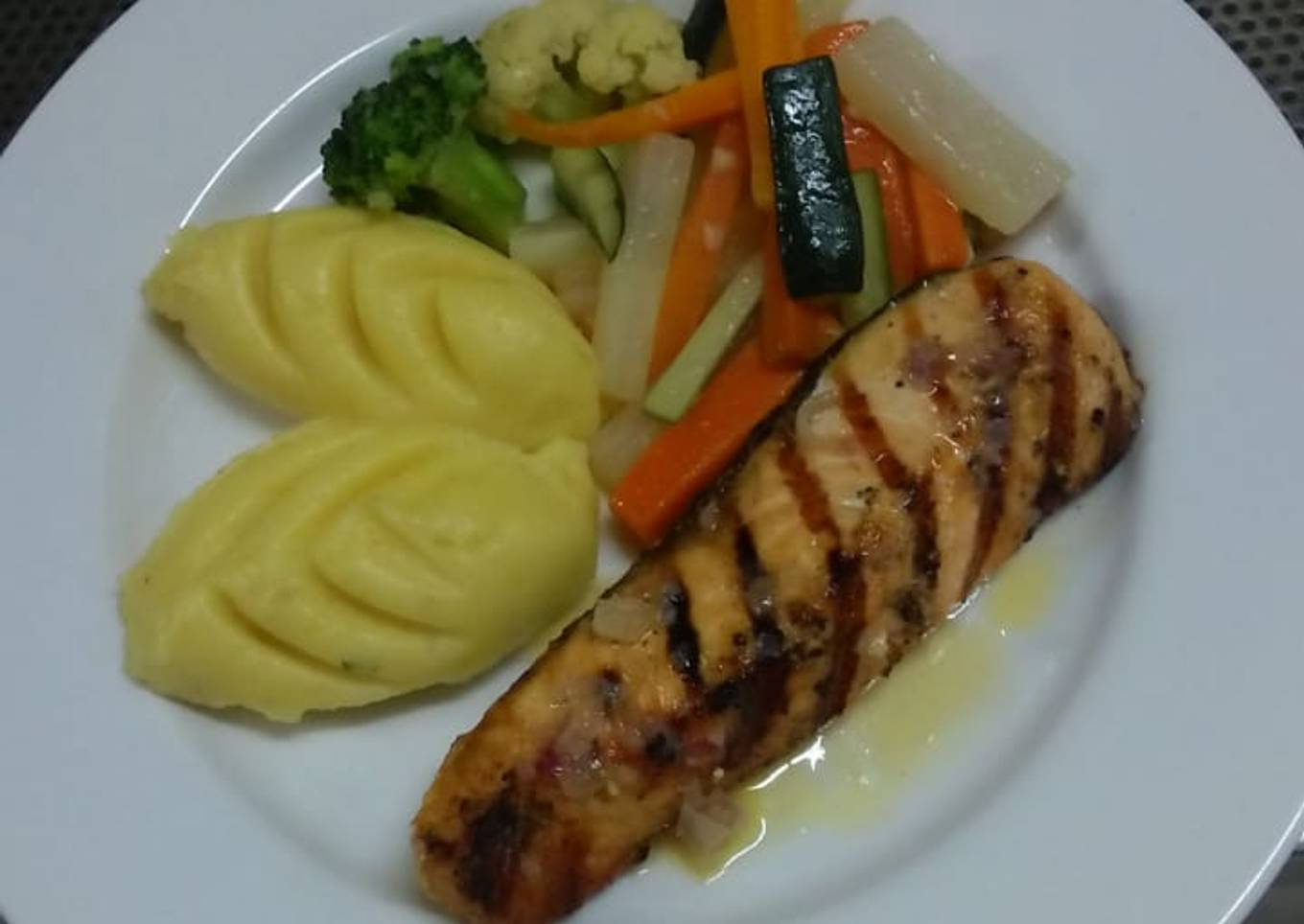 Salmon steak - #CreativeYouthEM