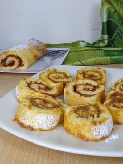 Una foto de Pionono relleno de dulce de leche 🍬