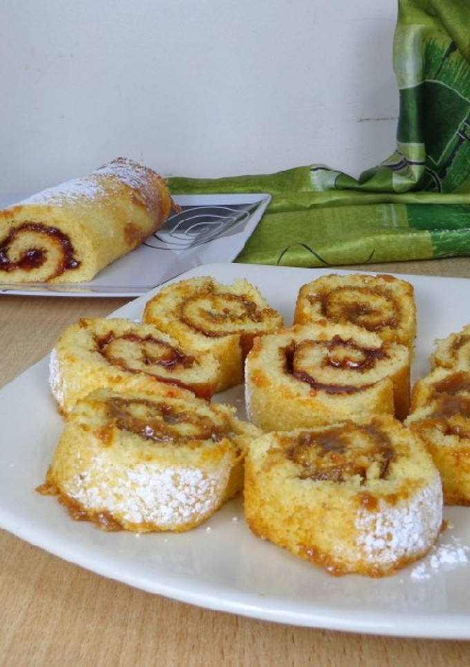 Una foto de Pionono relleno de dulce de leche 🍬
