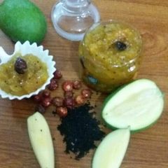A picture of ✡🔴✡KHATTI MEETHI KAREE KI CHUTNEY(raw mango).