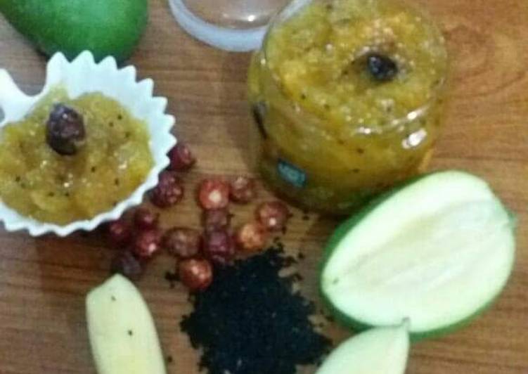 Steps to Prepare Award-winning ✡🔴✡KHATTI MEETHI KAREE KI CHUTNEY (raw mango)