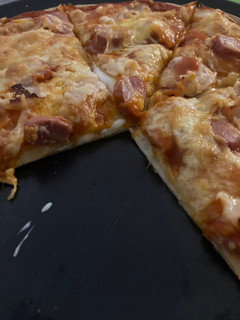 Una foto de “Pizza” Pis Pas