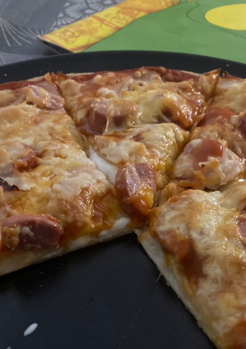 Una foto de “Pizza” Pis Pas