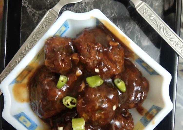 Spicy dry Manchurian