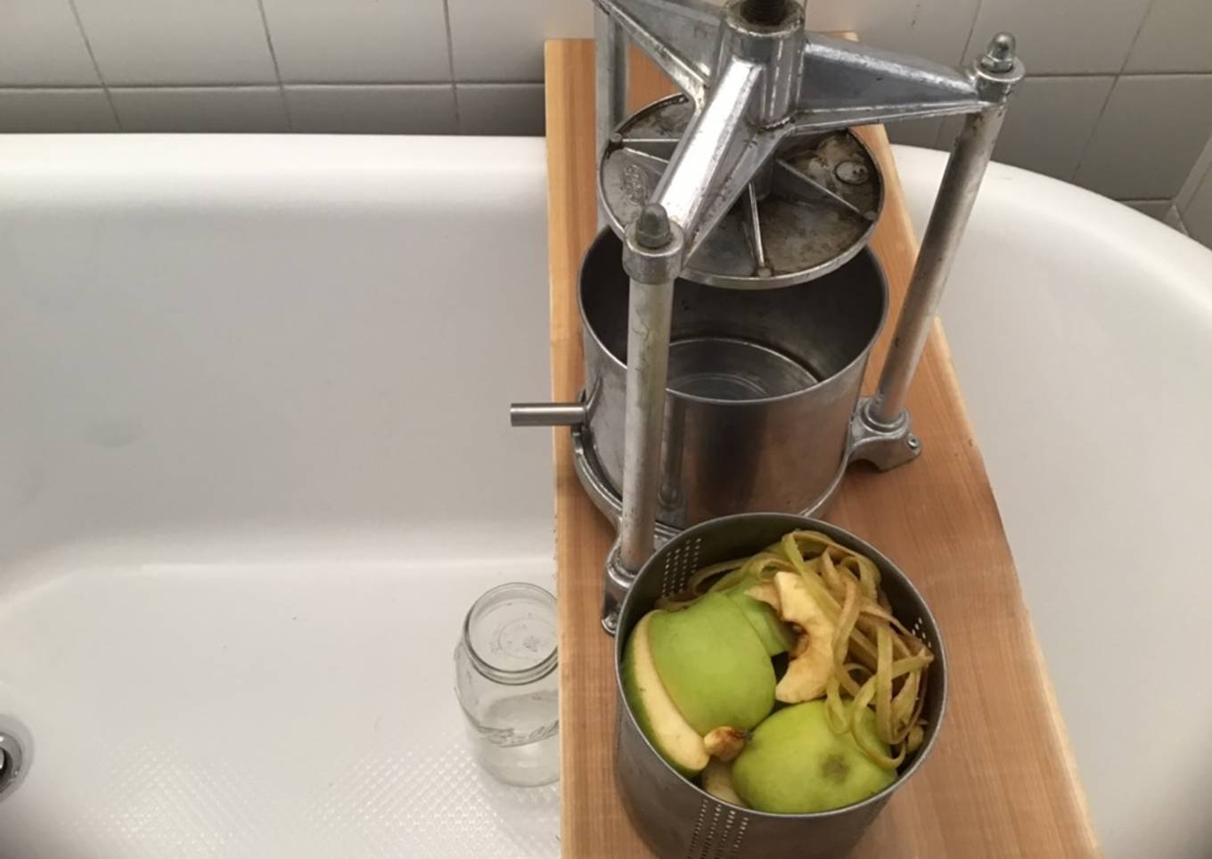 How to Make Favorite California Farm Apple Cider