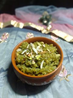 दुधी हलवा (dudhi halwa recipe in marathi) रेसिपी चे मुख्य फोटो