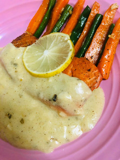 Foto resep Pan Seared Salmon with Honey Butter Lemon Sauce