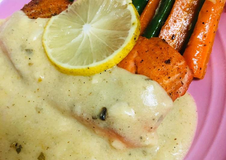 Pan Seared Salmon with Honey Butter Lemon Sauce