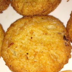 Bread sandwich pakora A picture of Bread sandwich pakora.