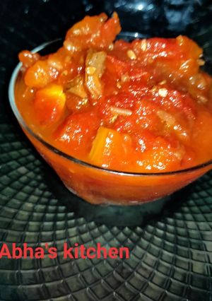 A picture of Tangy, sweet and sour Tomato chutney..