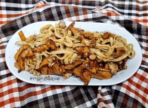 Foto di Fettuccine con finferli