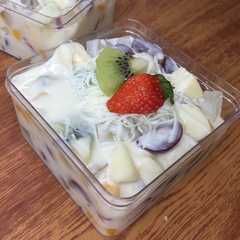 A picture of SALAD BUAH YAKULT. YT SALAD BUAH MAMACL.