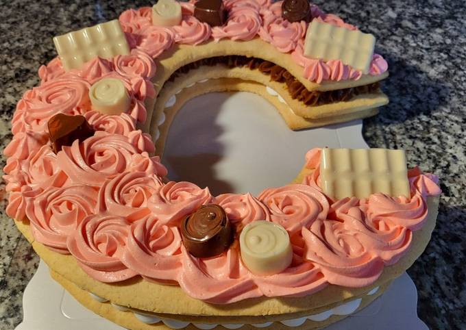 Torta Letra, Letter Cake C sin gluten Receta de Karen Zubiaurre- Cookpad