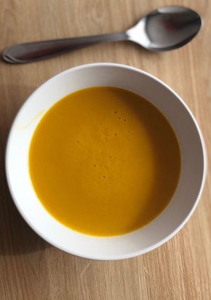 Una foto de Sopa Crema en la soup maker 🍵