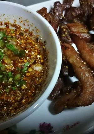 รูปของ หมูแดดเดียวครัวคุณโฟร์