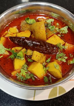 A picture of Gujarati Style Potato Sabzi Rasawala batata nu shaak.