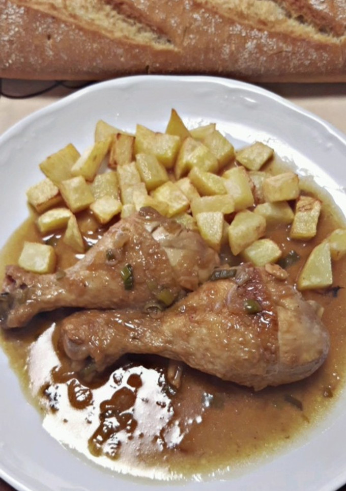 Una foto de Pollo a la cerveza