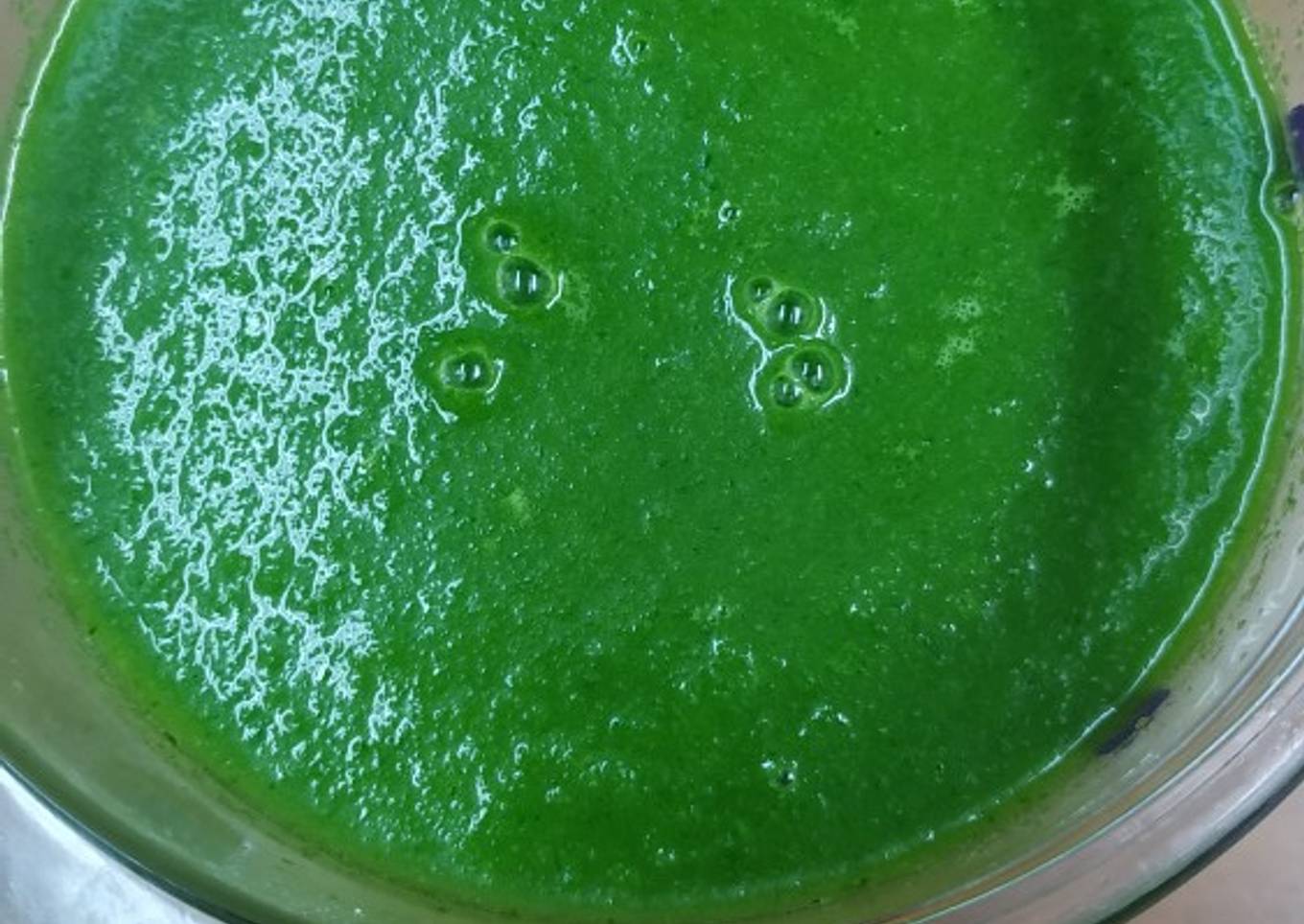 Gazpacho de manzana y rúcula