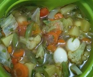 Resep Mudah Sop sayuran telur puyuh Enak Bergizi