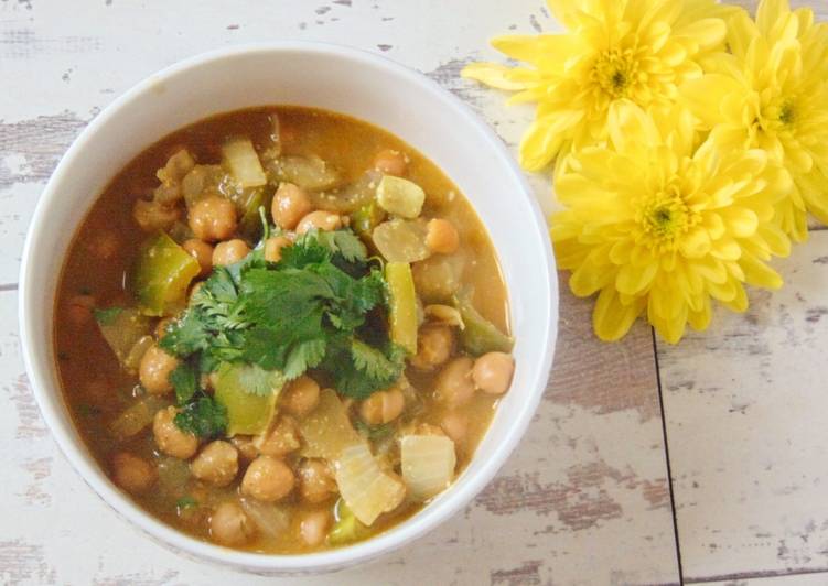 Recipe of Homemade Chickpea &amp; Almond Curry