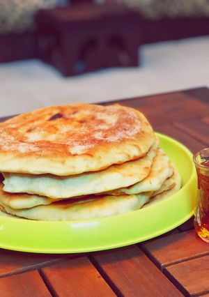 صورة لوصفة خبز تميس بالجبن والسكر