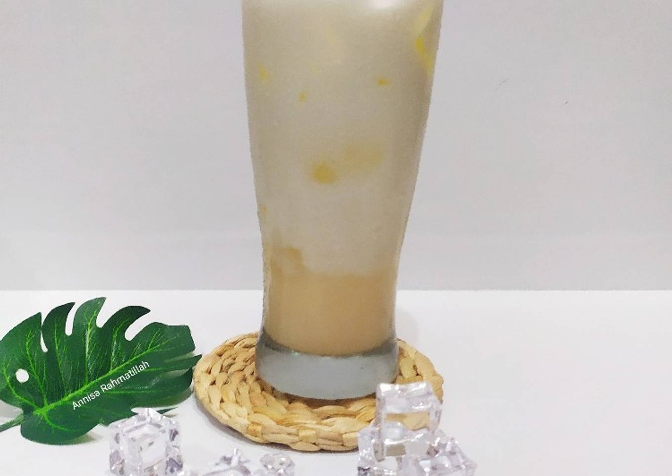 245. Es Yakult Susu