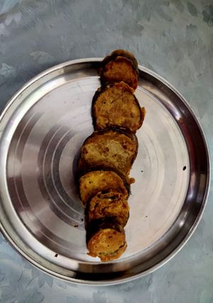 A picture of Eggplant pakora.