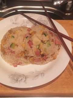 Una foto de Arroz frito sencillo