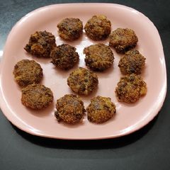 A picture of Crispy Banana fritters.