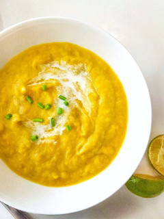 A picture of Leek and pumpkin soup with lime.