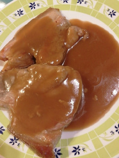 Una foto de Bifecitos de cerdo con salsa agridulce rápido y fácil