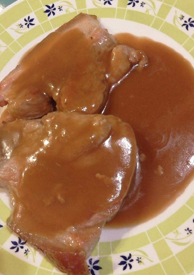 Una foto de Bifecitos de cerdo con salsa agridulce rápido y fácil