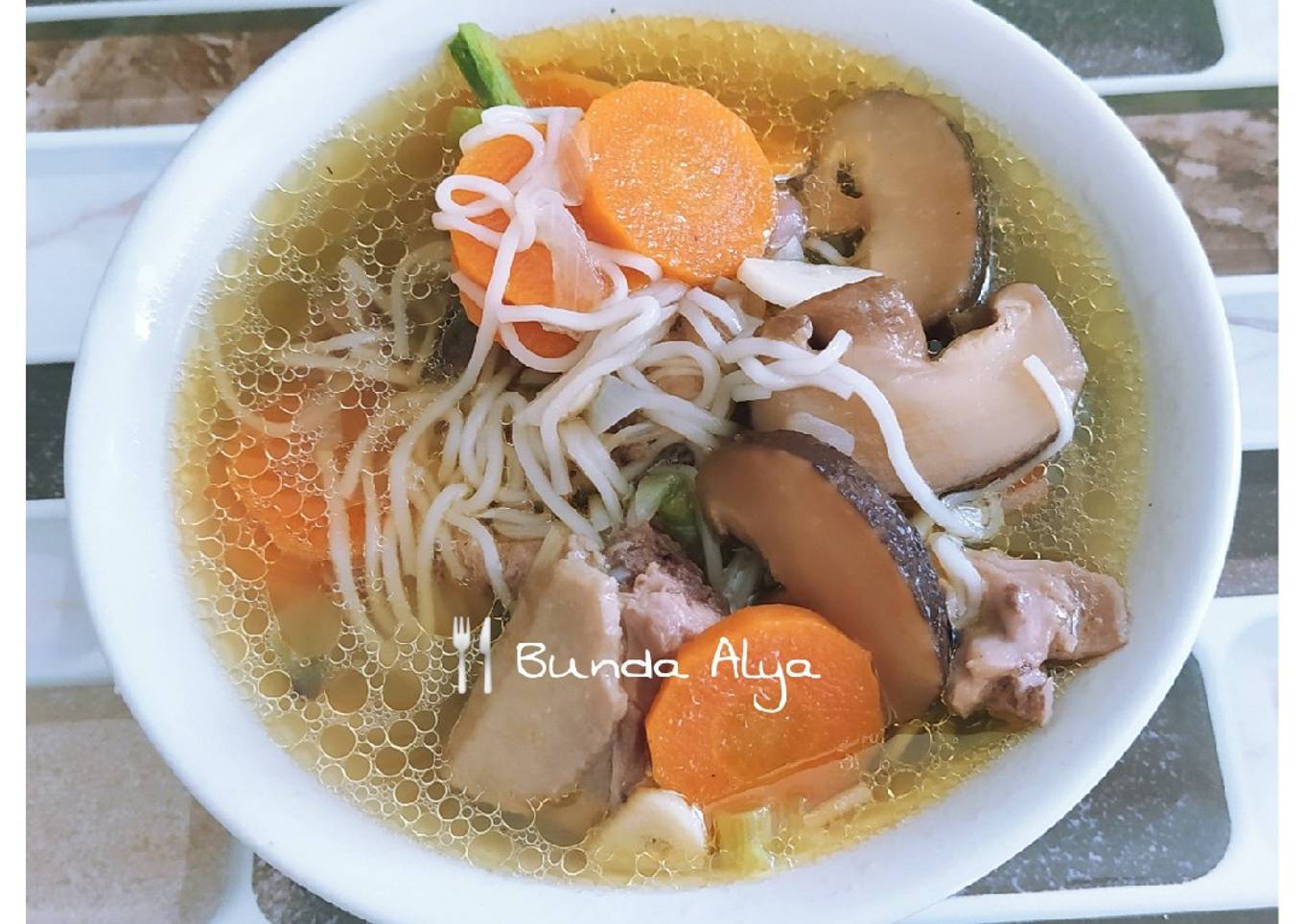 Sup Ayam Jamur Misoa