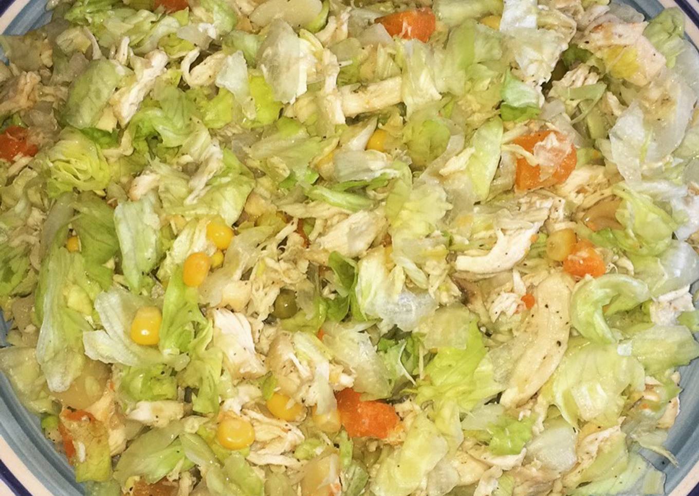 Ensalada de Pollo con Vegetales