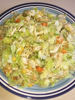 Una foto de Ensalada de Pollo con Vegetales