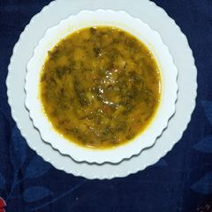 A picture of Toor dal with spinach.
