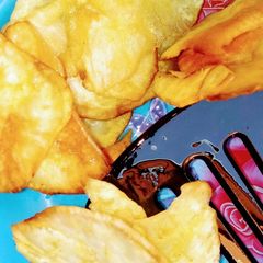A picture of Sweet potatoes chips.