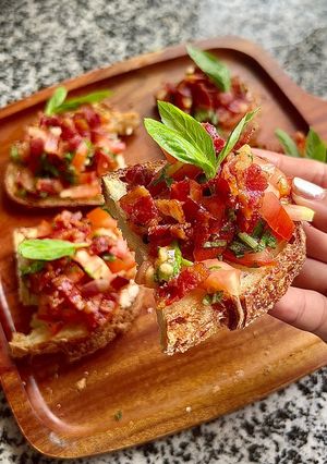 Hình của món Bruschetta Bacon 🥓.