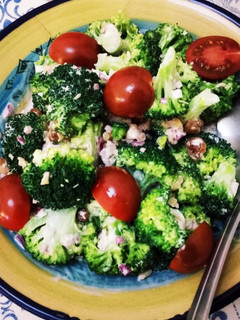Una foto de Ensalada de brócoli