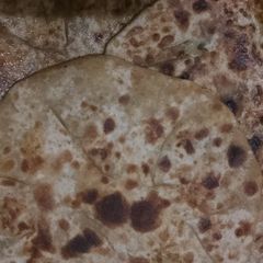 A picture of Aloo ka paratha.