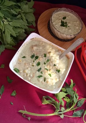 बथुए का रायता (bathue ka rayta recipe in hindi) रेसिपी मुख्य फोटो