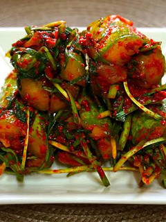 Foto resep Kimchi Mentimun Lokio (오이소 바기 김치)