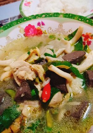 รูปของ ต้มส้มไก่
