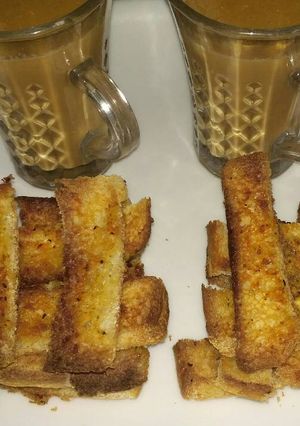 A picture of Crispy garlic sticks.